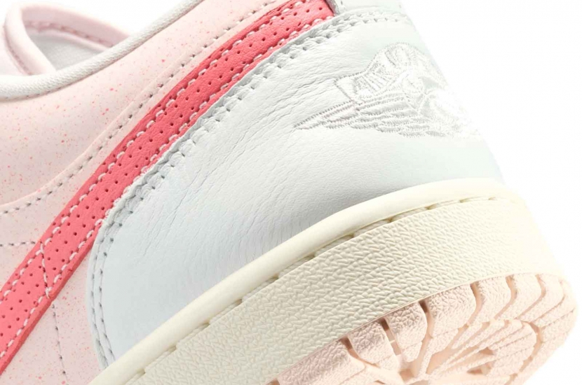AIR JORDAN 1 LOW SE STRAWBERRY MILKSHAKE [IB8156-133]