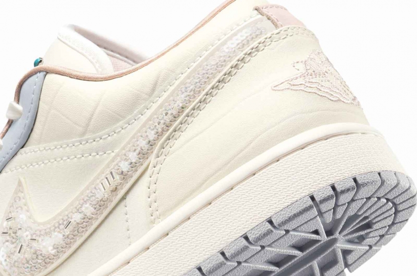AIR JORDAN 1 LOW SAIL SOFT PEARL [IH7323-100]