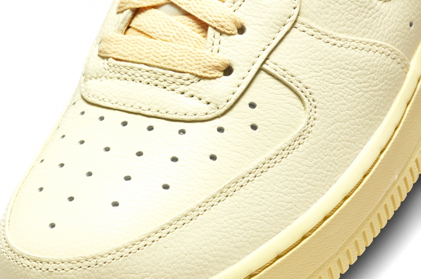 AIR FORCE 1 COCONUT MILK W [DO9456-100]