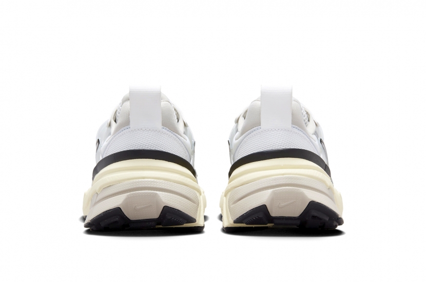 NIKE V2K RUN RUNTEKK ‘SUMMIT WHITE METALLIC SILVER’  [FD0736-100] [HJ4497-100]