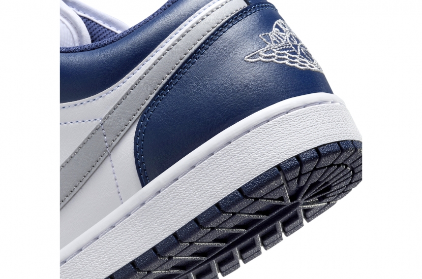 AIR JORDAN 1 LOW GS ‘MIDNIGHT NAVY WOLF GREY’ [553560-141] | [553558-141]