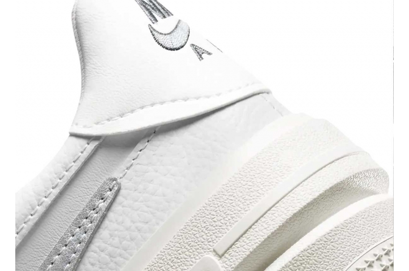 AIR FORCE 1 PLT.AF.ORM SUMMIT WHITE METALLIC SIVER W [DJ9946-101]