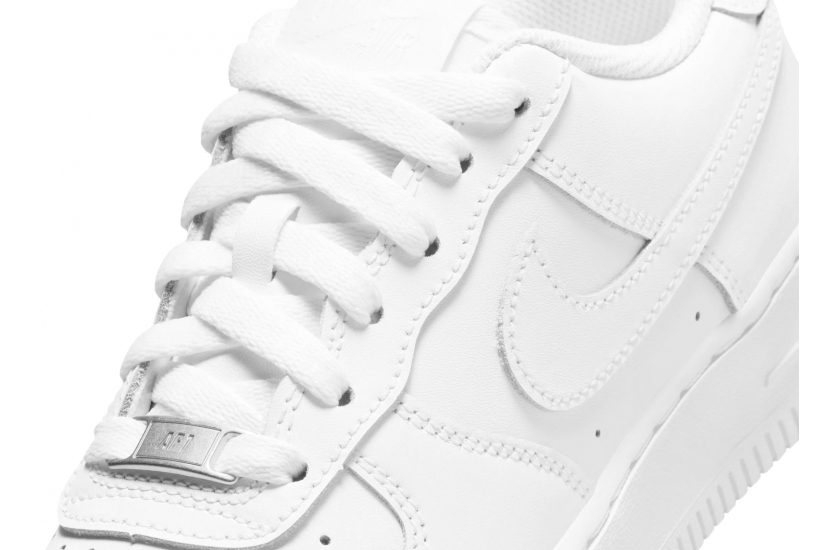 NIKE AIR FORCE 1 LOW LE TRIPLE WHITE (GS) [FV5951-111]