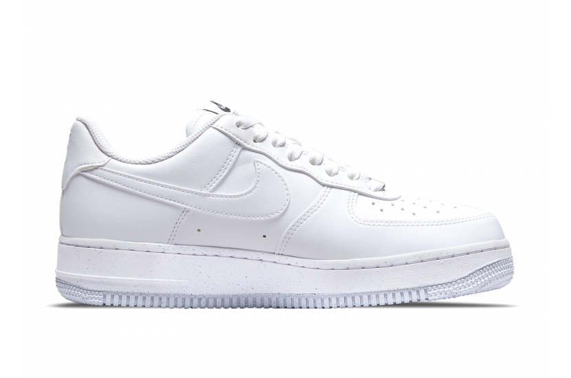 AIR FORCE 1 NEXT NATURE WHITE METALLIC GREY [DC9486-101]