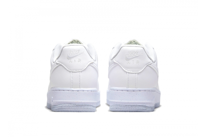 AIR FORCE 1 NEXT NATURE WHITE METALLIC GREY [DC9486-101]