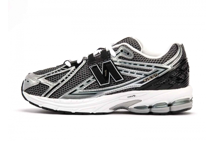 NEW BALANCE 1906R SILVER METALIC BLACK [GC1906CG]