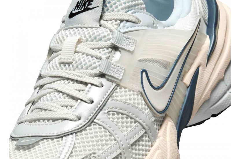 V2K RUN PLATINUM TINT W [FD0736-004]