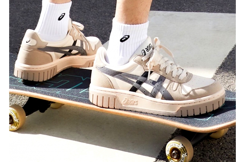 ASICS COURT MZ CREAM BLACK GUM [1203A127-700]