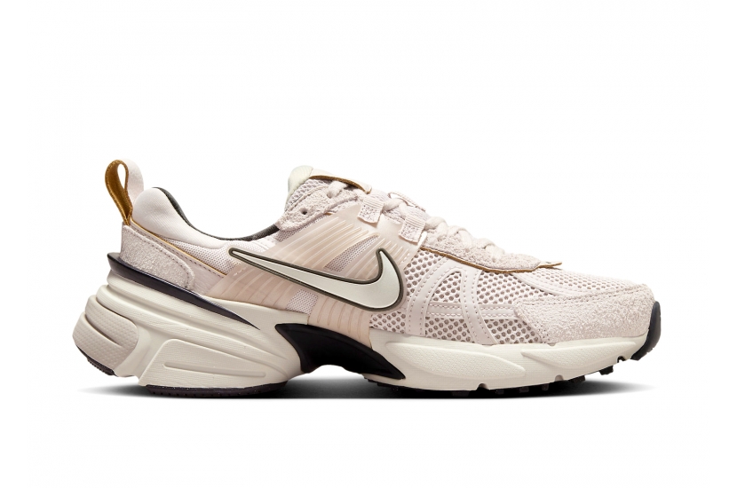 NIKE V2K RUN PLATINUM VIOLET [FN6703-001]