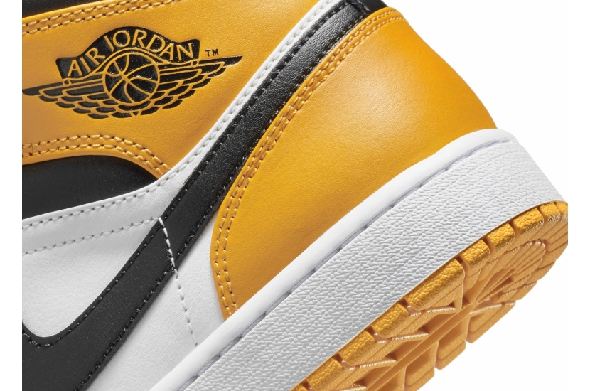 AIR JORDAN 1 MID TAXI [554724-701]