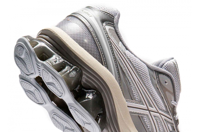 ASICS GEL KINETIC FLUENT WHITE [1203A591-101]