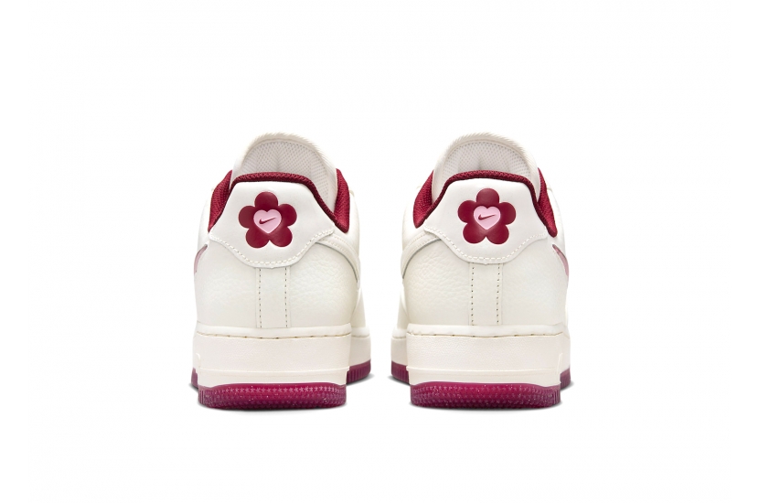 AIR FORCE 1 VALENTINE'S DAY 2024 [FZ5068-161]
