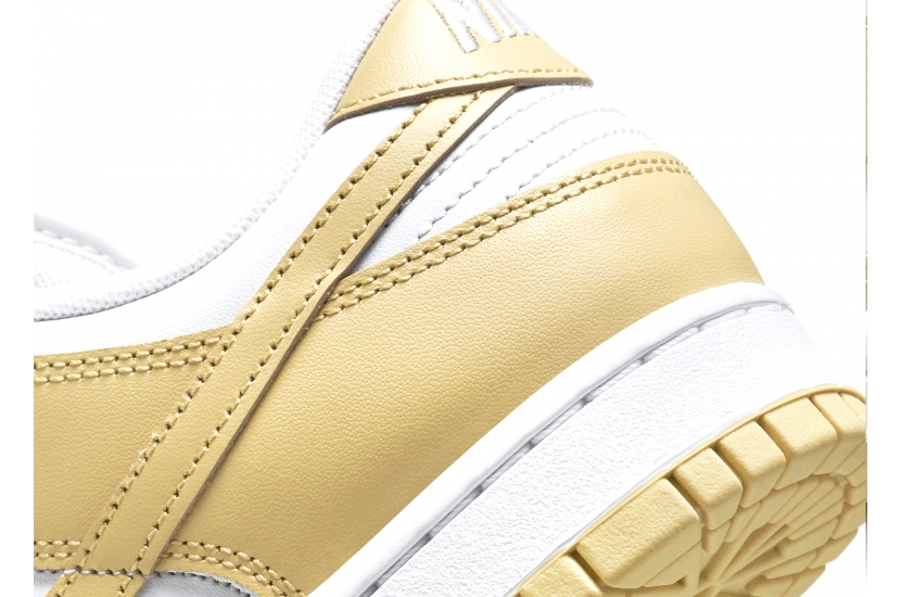 DUNK LOW TEAM GOLD [DV0833-100]