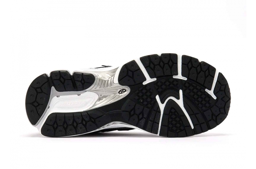 NEW BALANCE 1906R SILVER METALIC BLACK [GC1906CG]