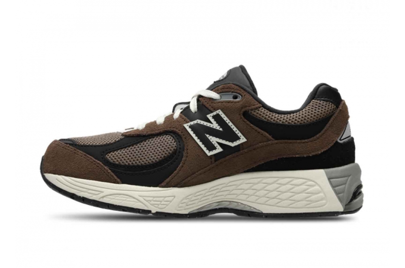 NEW BALANCE 2002R EMERGING BROWN [GC2002FM]