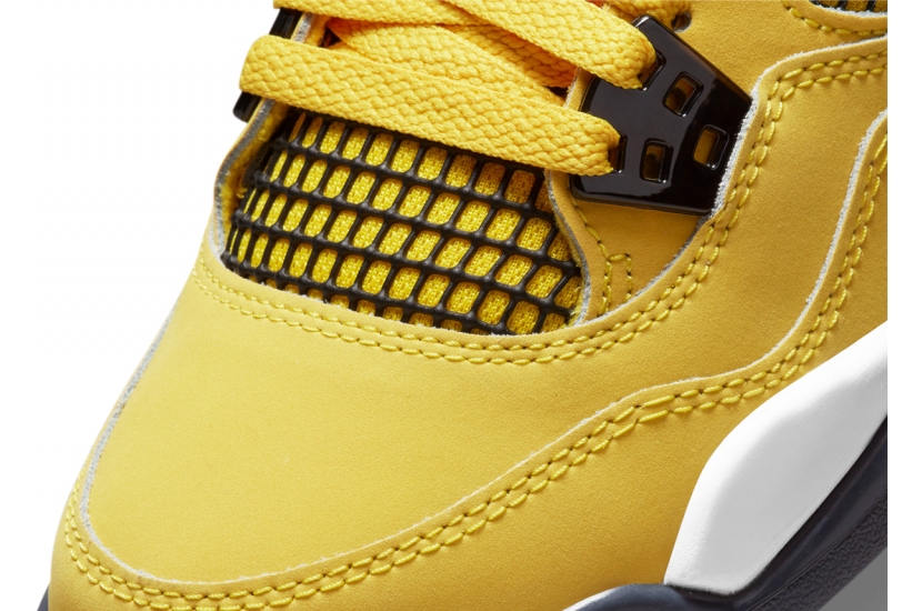 AIR JORDAN 4 LIGHTNING (GS) [408452-700]