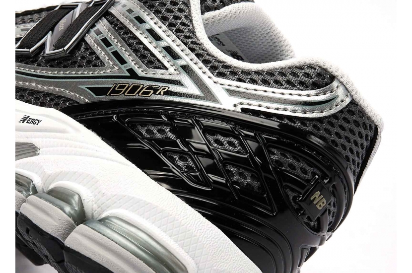 NEW BALANCE 1906R SILVER METALIC BLACK [GC1906CG]