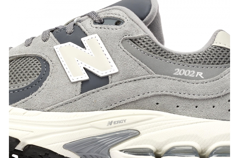 NEW BALANCE 2002R STEEL [GC2002ST]