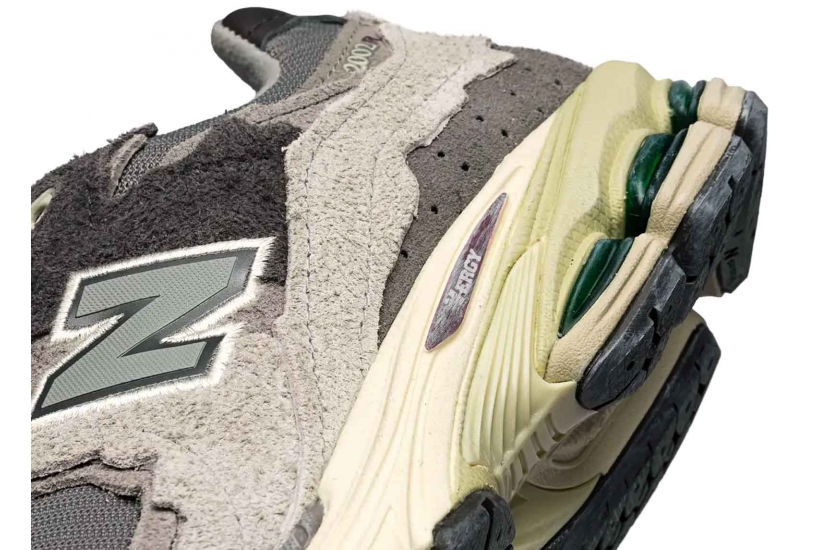 NEW BALANCE 2002R PROTECTION PACK RAIN CLOUD [M2002RDA]