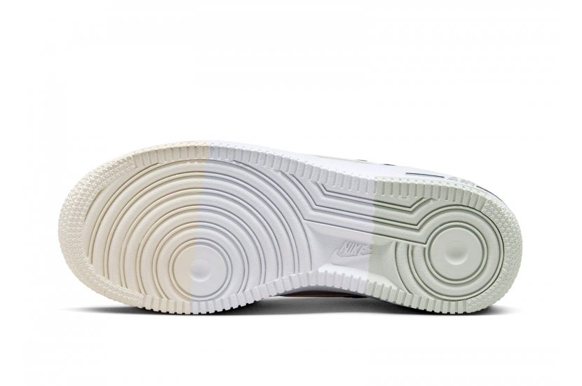 AIR FORCE 1 '07 LV8 BLACK PHANTOM SPLIT [FB9035-002]