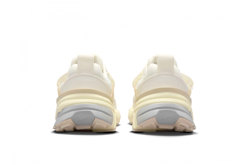 NIKE V2K RUN PALE IVORY [HQ1512-110]