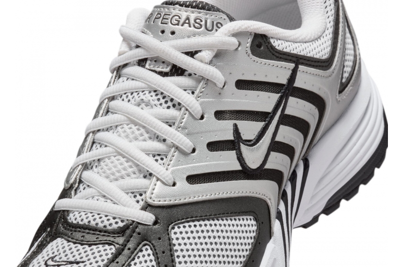 AIR PEGASUS 2K5 METALLIC SILVER [HQ3031-002]