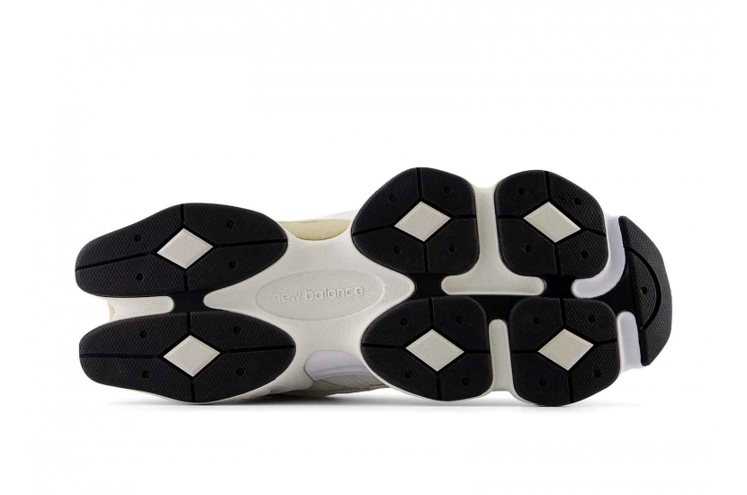 NEW BALANCE 9060 SEA SALT MOONBEAM [U9060WHT]