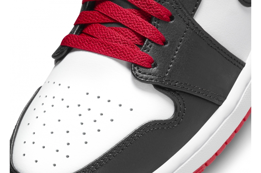 AIR JORDAN 1 MID GYM RED BLACK TOE [DQ8426-106]
