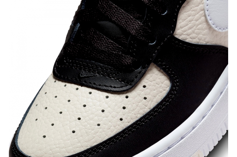 AIR FORCE 1 '07 LV8 BLACK PHANTOM SPLIT [FB9035-002]