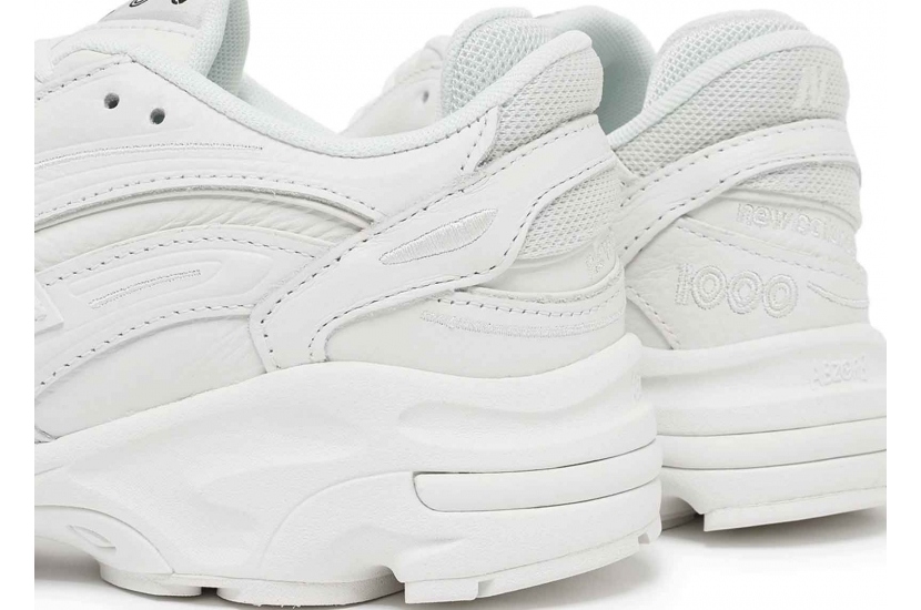 NEW BALANCE 1000 REFLECTION SEA SALT [M1000BW]