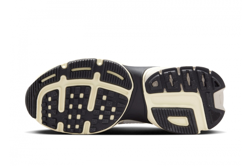 NIKE V2K RUN RUNTEKK ‘SUMMIT WHITE METALLIC SILVER’  [FD0736-100] [HJ4497-100]