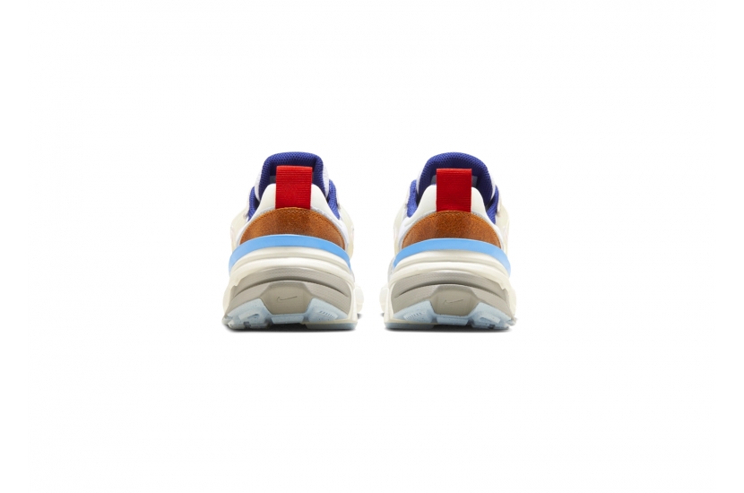 NIKE V2K RUN ‘METALLIC SILVER GYM RED UNIVERSITY BLUE’ [HF5724-061]
