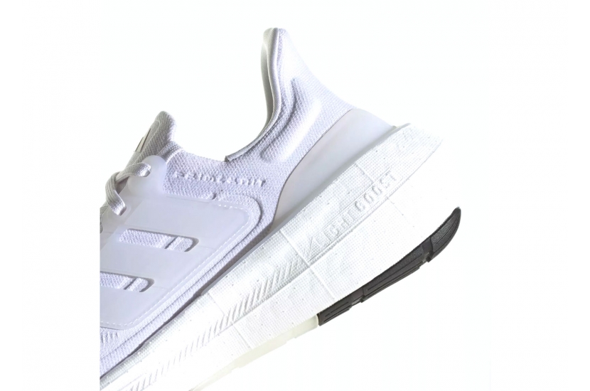 ULTRA BOOST LIGHT TRIPLE WHITE [GY9350]