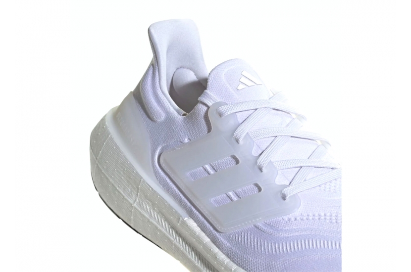 ULTRA BOOST LIGHT TRIPLE WHITE [GY9350]