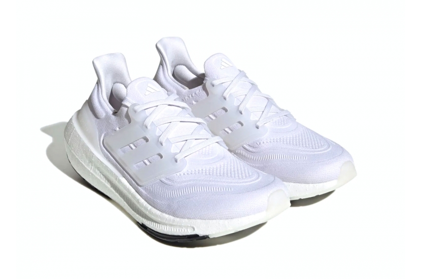 ULTRA BOOST LIGHT TRIPLE WHITE [GY9350]